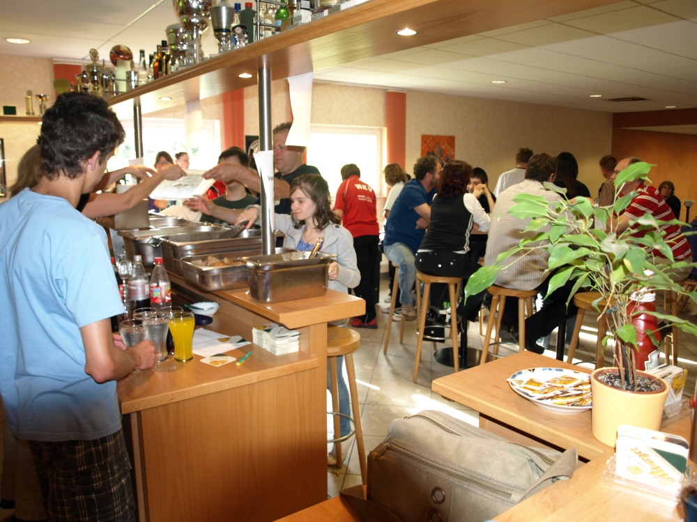 OLYMPUS DIGITAL CAMERA