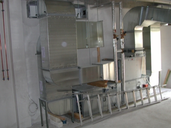 Bau_2003-04-06_005_Innenausbau.jpg